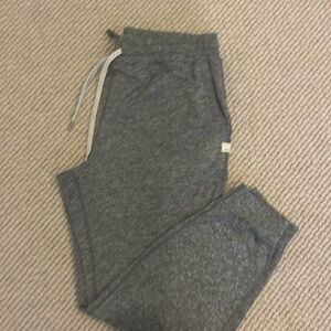 Vuori Performance jogger